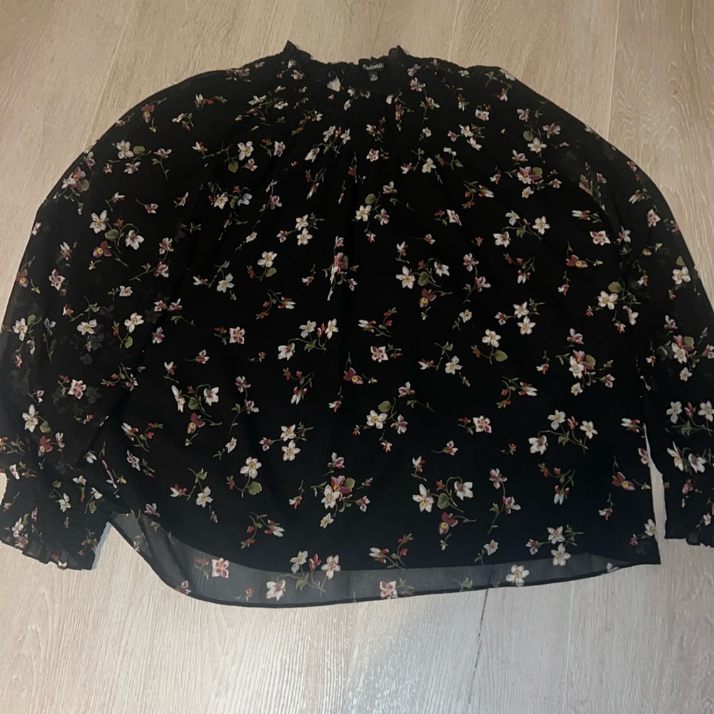 Madewell floral dressy top